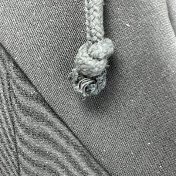 Cinq à Sept Khloe Blazer – Black Sequin Hood & Sleeves, Size 10 - Picture 8 of 13